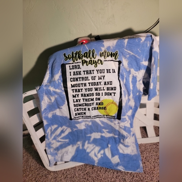 Softball Mom Prayer - Picture 1 of 1